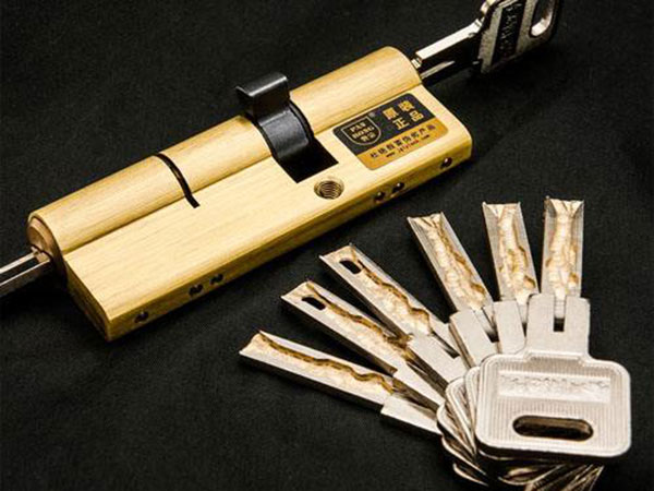 雁塔24小时上门开锁公司